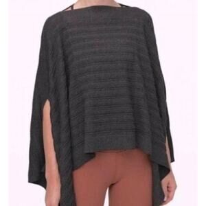 Lululemon Forward Flow Poncho Wrap Black Arm Holes Lightweight Knit Warm O/S